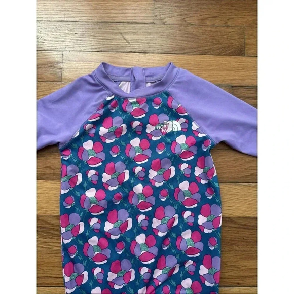 The North Face UPF 40+ Sun One-Piece Infants Baby Flashdry Size 6-12 Months - Picture 3 of 6